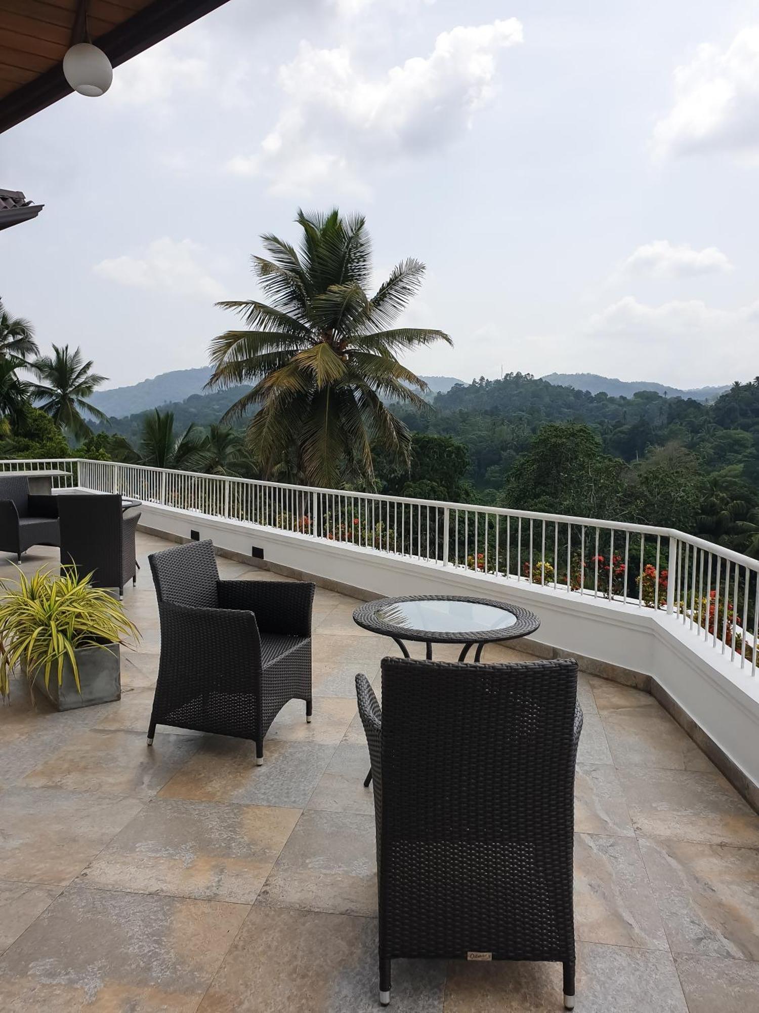 Samindra Villa Kandy Eksteriør bilde