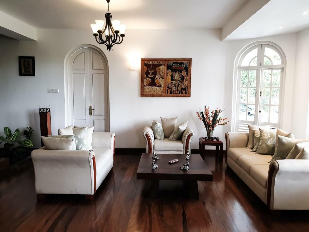 Samindra Villa Kandy Eksteriør bilde